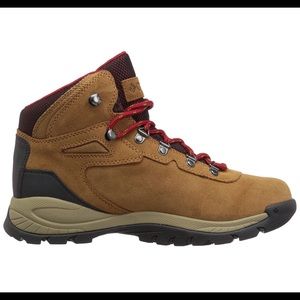 Columbia Women’s Waterproof Hiking Boot